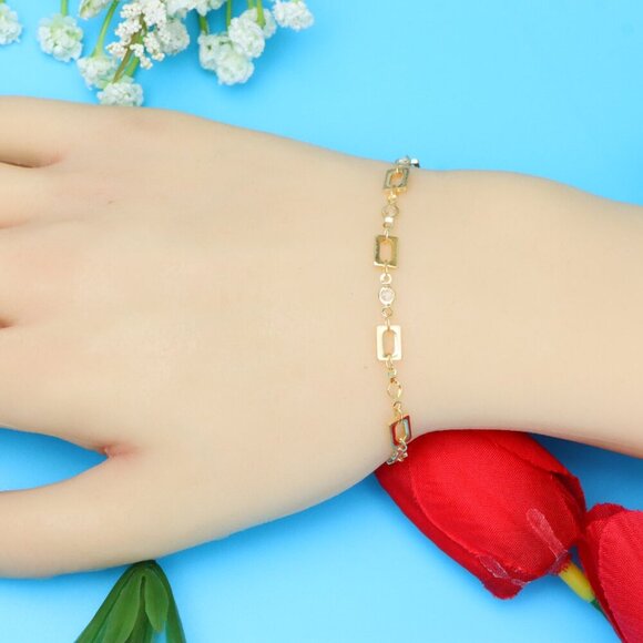 Chic & Stylish Bracelet – A Thoughtful Gift for Women and Girls, DYC1092 - Picture 3 of 9